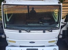 Ford Cargo 4331 S Turbo 2004/2004 CAMINHÕES & CAMIONETAS PASSO FUNDO / Carros no Vale