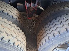 Ford Cargo 4331 S Turbo 2004/2004 CAMINHÕES & CAMIONETAS PASSO FUNDO / Carros no Vale