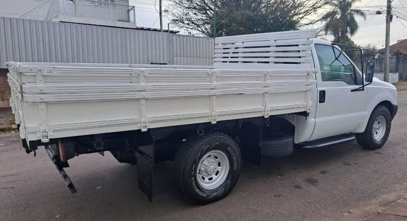 Ford F-350 3.9 TURBO INTERCOOLER DIESEL 2P MANUAL 2004/2005 CAMINHÕES & CAMIONETAS PASSO FUNDO / Carros no Vale