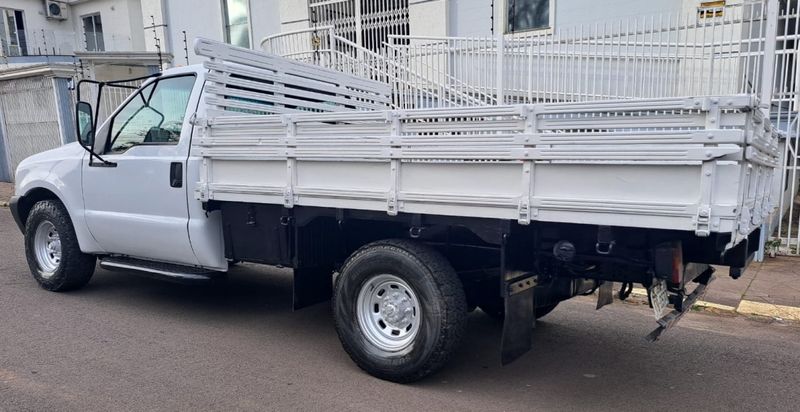 Ford F-350 3.9 TURBO INTERCOOLER DIESEL 2P MANUAL 2004/2005 CAMINHÕES & CAMIONETAS PASSO FUNDO / Carros no Vale