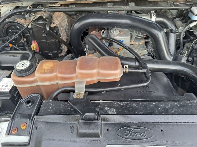 Ford F-350 3.9 TURBO INTERCOOLER DIESEL 2P MANUAL 2004/2005 CAMINHÕES & CAMIONETAS PASSO FUNDO / Carros no Vale