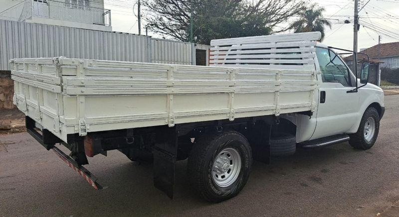 Ford F-350 3.9 TURBO INTERCOOLER DIESEL 2P MANUAL 2004/2005 CAMINHÕES & CAMIONETAS PASSO FUNDO / Carros no Vale