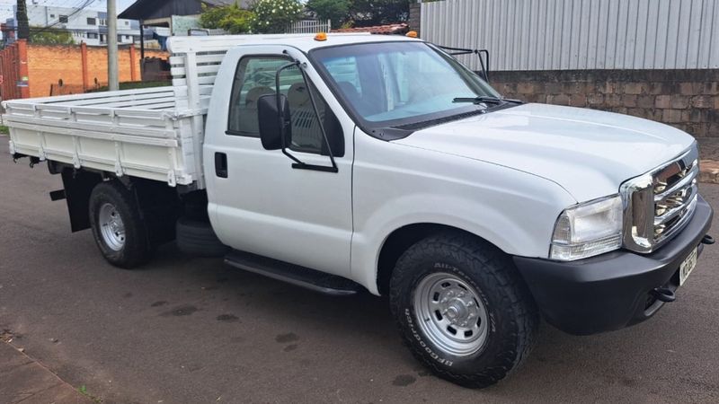 Ford F-350 3.9 TURBO INTERCOOLER DIESEL 2P MANUAL 2004/2005 CAMINHÕES & CAMIONETAS PASSO FUNDO / Carros no Vale