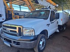 Ford F 4000 F-4000 4×4 2p Cesto Aéreo 2015/2015 CAMINHÕES & CAMIONETAS PASSO FUNDO / Carros no Vale