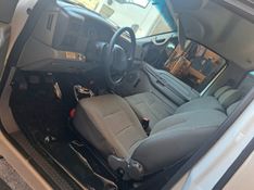 Ford F 4000 F-4000 4×4 2p Cesto Aéreo 2015/2015 CAMINHÕES & CAMIONETAS PASSO FUNDO / Carros no Vale