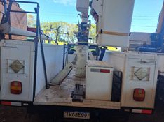 Ford F 4000 F-4000 4×4 2p Cesto Aéreo 2015/2015 CAMINHÕES & CAMIONETAS PASSO FUNDO / Carros no Vale