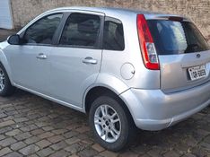 Ford FIESTA 1.0 MPI HATCH 8V FLEX 4P MANUAL 2009/2010 CAMINHÕES & CAMIONETAS PASSO FUNDO / Carros no Vale