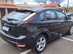 Ford FOCUS 1.6 GL 8V FLEX 4P MANUAL 2011/2012 CAMINHÕES & CAMIONETAS PASSO FUNDO / Carros no Vale