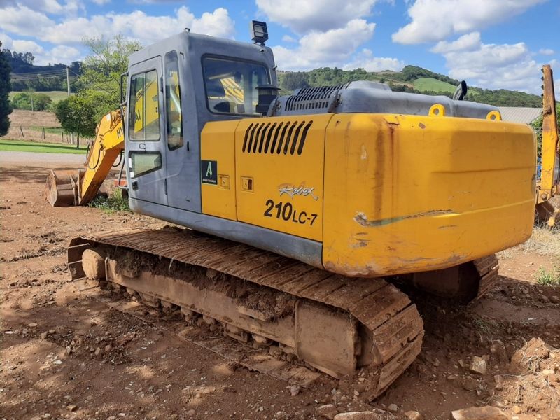 Hyundai ESCAVADEIRA 250LC-7 Hyundau 210 LC-7 2008/2008 CAMINHÕES & CAMIONETAS PASSO FUNDO / Carros no Vale