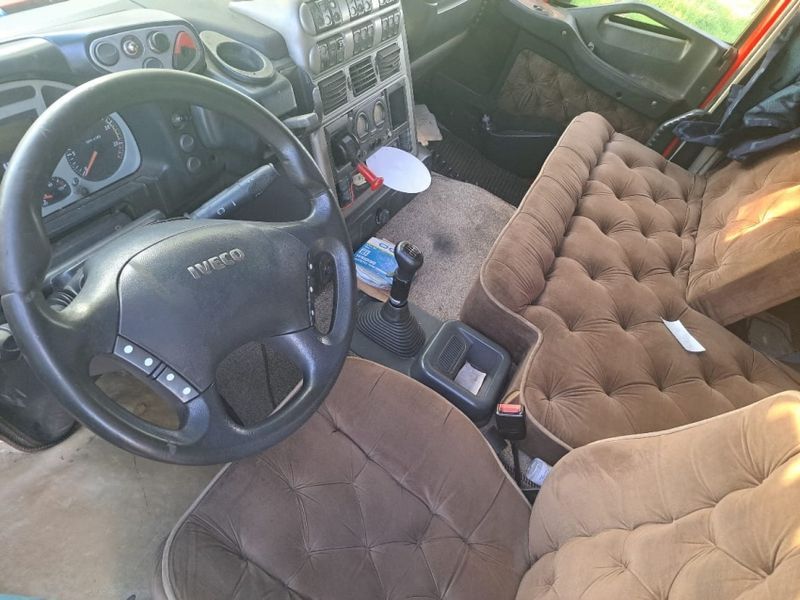 Iveco Stralis HD 490-S42T 2p 2008/2009 CAMINHÕES & CAMIONETAS PASSO FUNDO / Carros no Vale