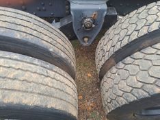 Iveco Stralis NR 570-S41T 3-Eixos 2010/2010 CAMINHÕES & CAMIONETAS PASSO FUNDO / Carros no Vale