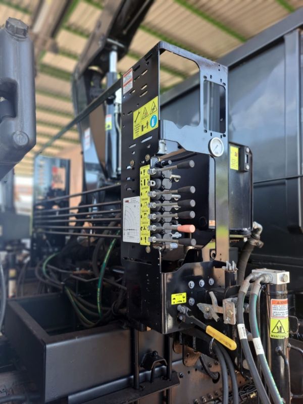 Mercedes-Benz Atego 2425 3-Eixos 2006/2006 CAMINHÕES & CAMIONETAS PASSO FUNDO / Carros no Vale