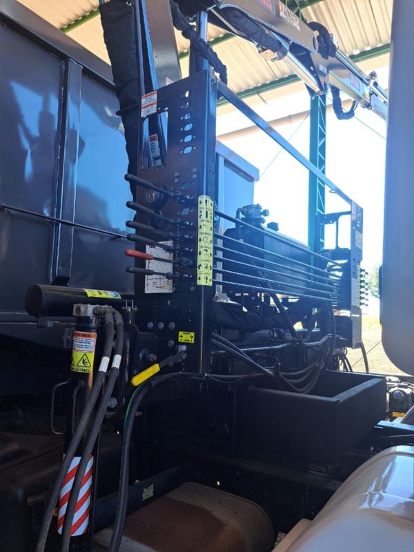 Mercedes-Benz Atego 2425 3-Eixos 2006/2006 CAMINHÕES & CAMIONETAS PASSO FUNDO / Carros no Vale