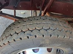 Mercedes-Benz L-2318 6×4 3-Eixos Munck 1993/1993 CAMINHÕES & CAMIONETAS PASSO FUNDO / Carros no Vale