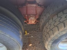 Mercedes-Benz L-2318 6×4 3-Eixos Munck 1993/1993 CAMINHÕES & CAMIONETAS PASSO FUNDO / Carros no Vale