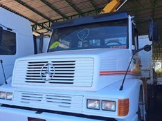 Mercedes-Benz L-2318 6×4 3-Eixos Munck 1993/1993 CAMINHÕES & CAMIONETAS PASSO FUNDO / Carros no Vale
