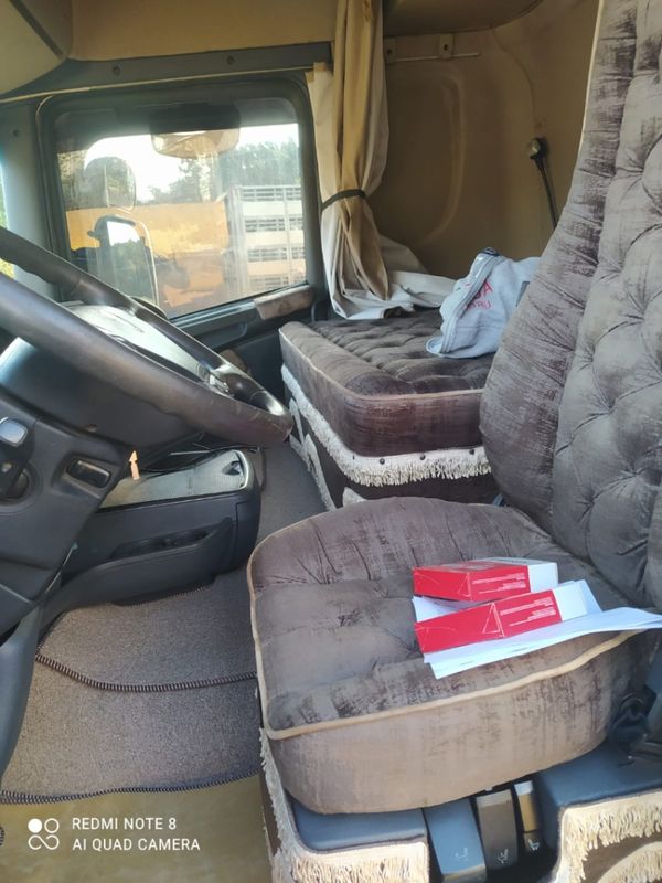 Scania R 440 R-440 A 6×4 2p 2012/2012 CAMINHÕES & CAMIONETAS PASSO FUNDO / Carros no Vale