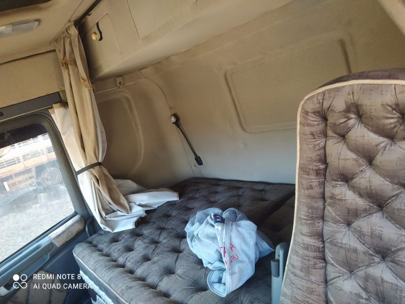 Scania R 440 R-440 A 6×4 2p 2012/2012 CAMINHÕES & CAMIONETAS PASSO FUNDO / Carros no Vale