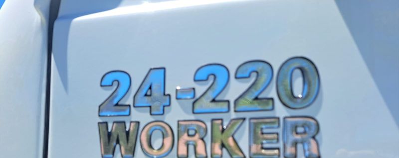 Volkswagen 24220 VW 24-220 Worker T 3-Eixos 2011/2012 CAMINHÕES & CAMIONETAS PASSO FUNDO / Carros no Vale Volkswagen 24220 VW 24-220 Worker T 3-Eixos 2011/2012 CAMINHÕES & CAMIONETAS PASSO FUNDO / Carros no Vale