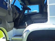 Volkswagen 24220 VW 24-220 Worker T 3-Eixos 2011/2012 CAMINHÕES & CAMIONETAS PASSO FUNDO / Carros no Vale