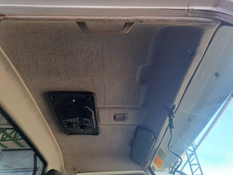 Volkswagen 24220 VW 24-220 Worker T 3-Eixos 2007/2007 CAMINHÕES & CAMIONETAS PASSO FUNDO / Carros no Vale Volkswagen 24220 VW 24-220 Worker T 3-Eixos 2007/2007 CAMINHÕES & CAMIONETAS PASSO FUNDO / Carros no Vale