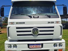 Volkswagen 24220 VW 24-220 Worker T 3-Eixos 2011/2012 CAMINHÕES & CAMIONETAS PASSO FUNDO / Carros no Vale
