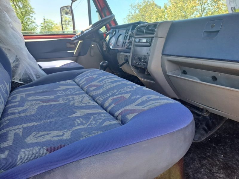 Volkswagen 24220 VW 24-220 Worker T 3-Eixos 2010/2011 CAMINHÕES & CAMIONETAS PASSO FUNDO / Carros no Vale