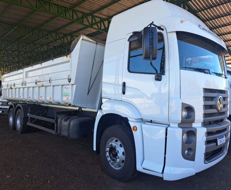 Volkswagen 24250 24-250 E Constellation 3-Eixos 2006/2007 CAMINHÕES & CAMIONETAS PASSO FUNDO / Carros no Vale