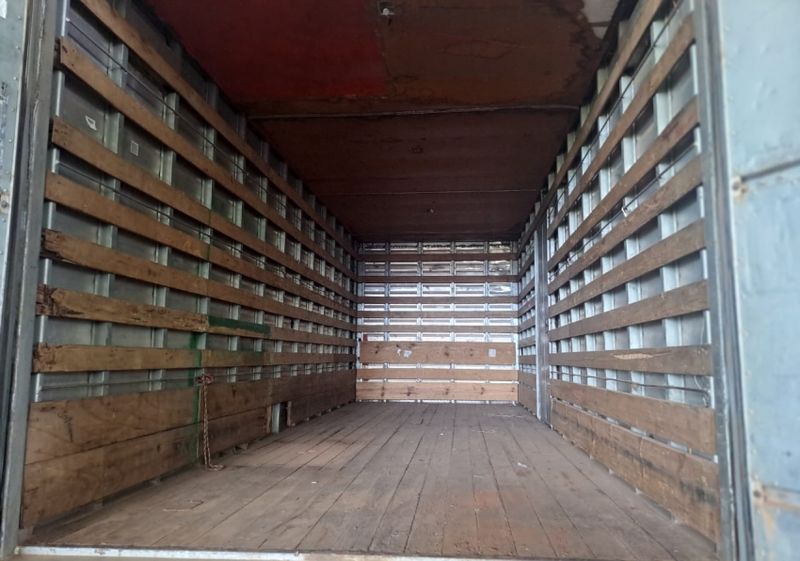 Volkswagen 8-160 VW 8-160 E Delivery 2p Chassi 2017/2018 CAMINHÕES & CAMIONETAS PASSO FUNDO / Carros no Vale