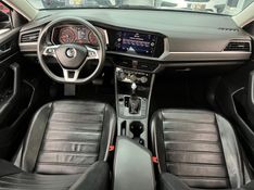 Volkswagen JETTA 1.4 250 TSI TOTAL FLEX TIPTRONIC 2018/2019 CAMINHÕES & CAMIONETAS PASSO FUNDO / Carros no Vale