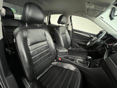 Volkswagen JETTA 1.4 250 TSI TOTAL FLEX TIPTRONIC 2018/2019 CAMINHÕES & CAMIONETAS PASSO FUNDO / Carros no Vale