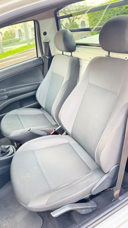 Volkswagen SAVEIRO 1.6 MSI ROBUST CS 8V FLEX 2P MANUAL 2021/2022 CAMINHÕES & CAMIONETAS PASSO FUNDO / Carros no Vale