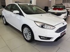 Ford FOCUS 2.0 TITANIUM PLUS FASTBACK 16V FLEX 4P POWERSHIFT 2016/2016 ADVANT AUTOMÓVEIS CAXIAS DO SUL / Carros no Vale
