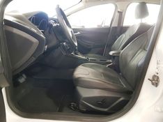 Ford FOCUS 2.0 TITANIUM PLUS FASTBACK 16V FLEX 4P POWERSHIFT 2016/2016 ADVANT AUTOMÓVEIS CAXIAS DO SUL / Carros no Vale