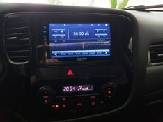 Mitsubishi OUTLANDER 2.0 16V GASOLINA 4P AUTOMÁTICO 2014/2015 ADVANT AUTOMÓVEIS CAXIAS DO SUL / Carros no Vale