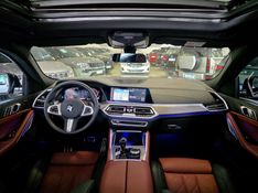 BMW X6 3.0 TWINPOWER GASOLINA XDRIVE40I M SPORT AUTOMÁTICO 2022/2023 CARRO DEZ NOVO HAMBURGO / Carros no Vale