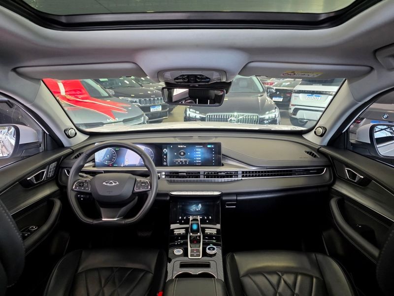 Caoa Chery TIGGO 8 PRO 1.5 TCI PLUG-IN HYBRID DHT 2022/2023 CARRO DEZ NOVO HAMBURGO / Carros no Vale Caoa Chery TIGGO 8 PRO 1.5 TCI PLUG-IN HYBRID DHT 2022/2023 CARRO DEZ NOVO HAMBURGO / Carros no Vale