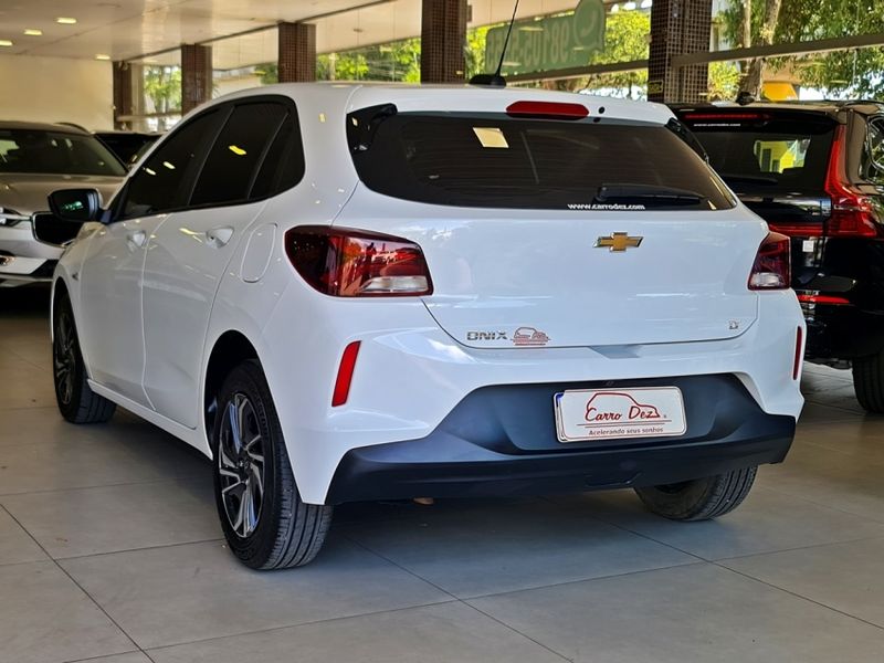 Chevrolet ONIX 1.0 FLEX LT MANUAL 2023/2024 CARRO DEZ NOVO HAMBURGO / Carros no Vale Chevrolet ONIX 1.0 FLEX LT MANUAL 2023/2024 CARRO DEZ NOVO HAMBURGO / Carros no Vale