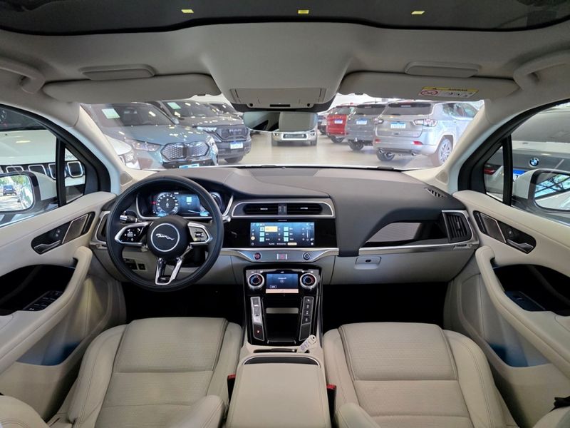 Jaguar I-PACE 90 KW EV400 SE AWD ELÉTRICO 2022/2022 CARRO DEZ NOVO HAMBURGO / Carros no Vale Jaguar I-PACE 90 KW EV400 SE AWD ELÉTRICO 2022/2022 CARRO DEZ NOVO HAMBURGO / Carros no Vale