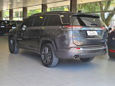 JEEP COMMANDER 2.0 HURRICANE 4 TURBO GASOLINA OVERLAND AT9 2024/2025 CARRO DEZ NOVO HAMBURGO / Carros no Vale