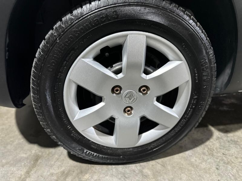 Renault KWID 1.0 12V SCE FLEX ZEN MANUAL 2018/2018 CARRO AUTOMARCAS CAXIAS DO SUL / Carros no Vale Renault KWID 1.0 12V SCE FLEX ZEN MANUAL 2018/2018 CARRO AUTOMARCAS CAXIAS DO SUL / Carros no Vale