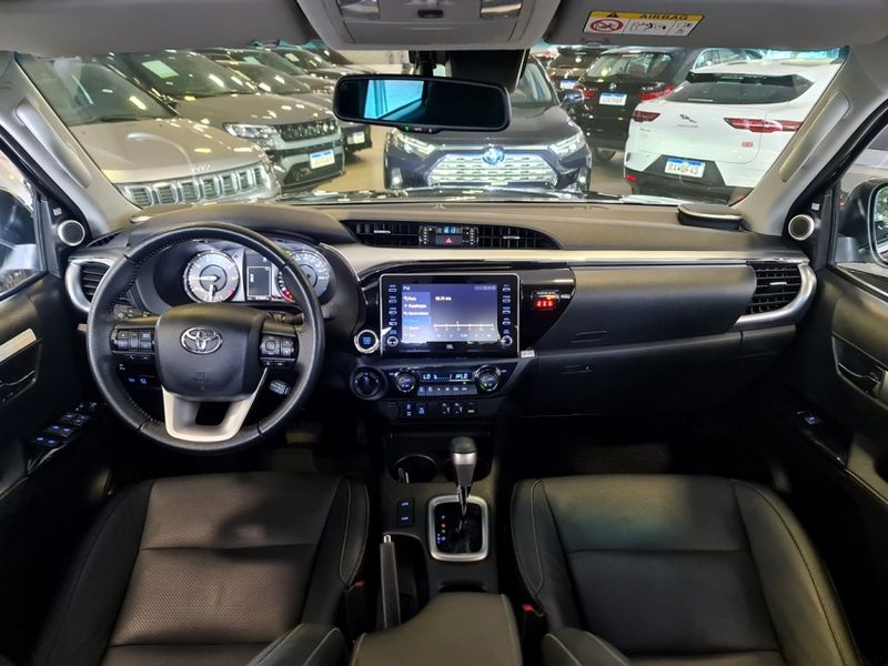 Toyota HILUX 2.8 D-4D TURBO DIESEL CD SRX 4X4 AUTOMÁTICO 2022/2022 CARRO DEZ NOVO HAMBURGO / Carros no Vale