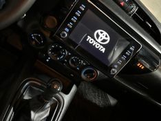 Toyota HILUX 2.8 D-4D TURBO DIESEL CHASSI 4X4 MANUAL 2023/2023 CARRO AUTOMARCAS CAXIAS DO SUL / Carros no Vale