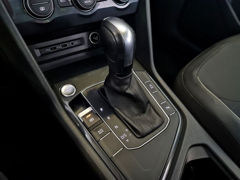 Volkswagen TIGUAN 1.4 250 TSI TOTAL FLEX ALLSPACE COMFORTLINE TIPTRONIC 2019/2020 CARRO DEZ NOVO HAMBURGO / Carros no Vale