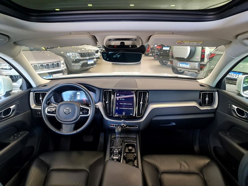 Volvo XC60 2.0 T5 GASOLINA MOMENTUM AWD GEARTRONIC 2019/2020 CARRO DEZ NOVO HAMBURGO / Carros no Vale