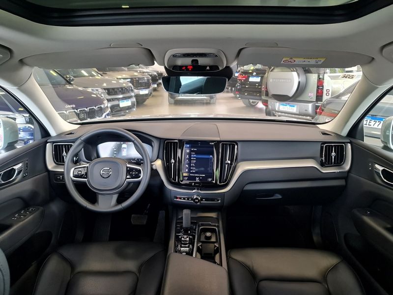 Volvo XC60 2.0 T8 HYBRID MOMENTUM AWD GEARTRONIC 2020/2020 CARRO DEZ NOVO HAMBURGO / Carros no Vale