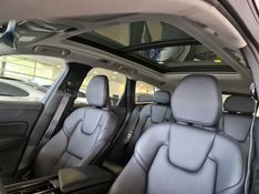 Volvo XC60 2.0 T8 HYBRID MOMENTUM AWD GEARTRONIC 2020/2020 CARRO DEZ NOVO HAMBURGO / Carros no Vale