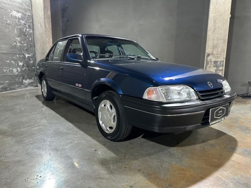 Chevrolet MONZA 2.0 EFI CLUB 8V GASOLINA 4P MANUAL 1994/1994 CARRO AUTOMARCAS CAXIAS DO SUL / Carros no Vale