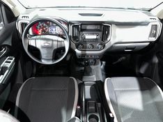 Chevrolet S10 2.8 LS 4X4 CD 16V TURBO DIESEL 4P MANUAL 2019/2020 CARRO AUTOMARCAS CAXIAS DO SUL / Carros no Vale