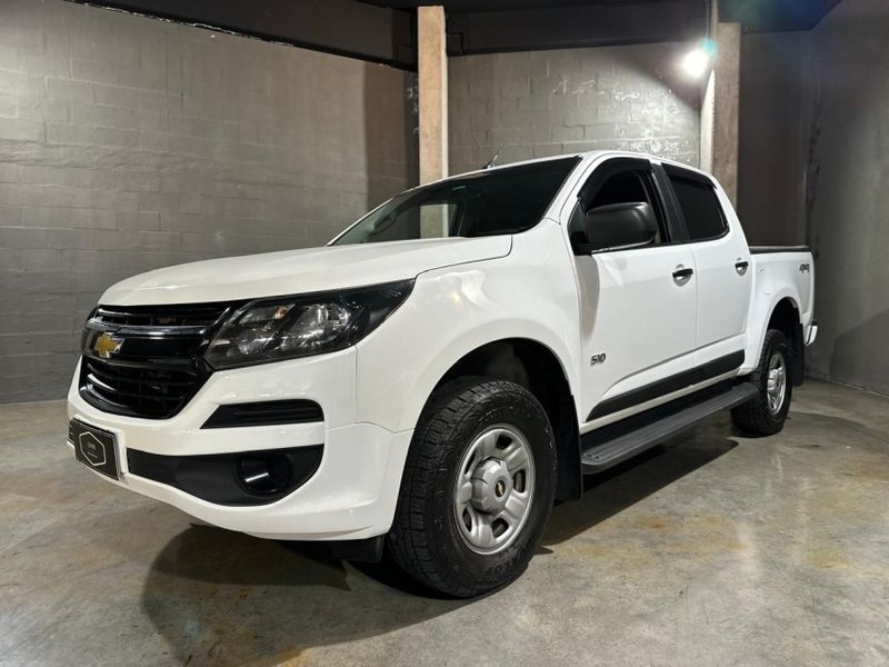 Chevrolet S10 2.8 LS 4X4 CD 16V TURBO DIESEL 4P MANUAL 2019/2020 CARRO AUTOMARCAS CAXIAS DO SUL / Carros no Vale